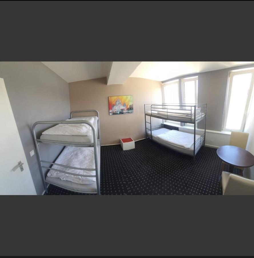 Isas Hostel Berlin Ngoại thất bức ảnh