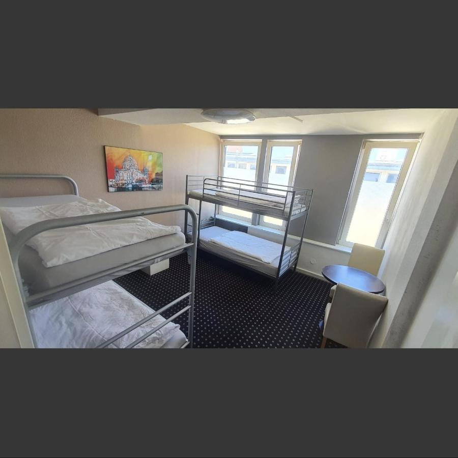 Isas Hostel Berlin Ngoại thất bức ảnh