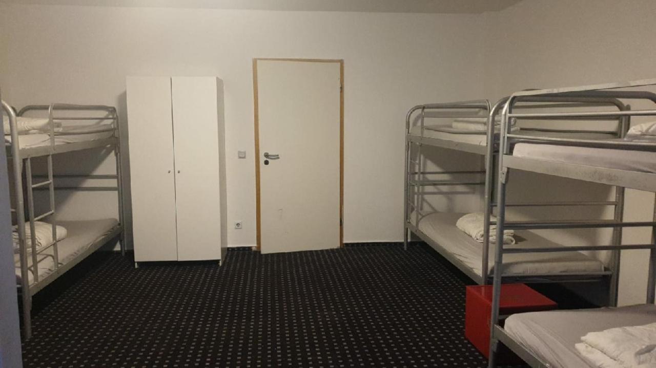 Isas Hostel Berlin Ngoại thất bức ảnh